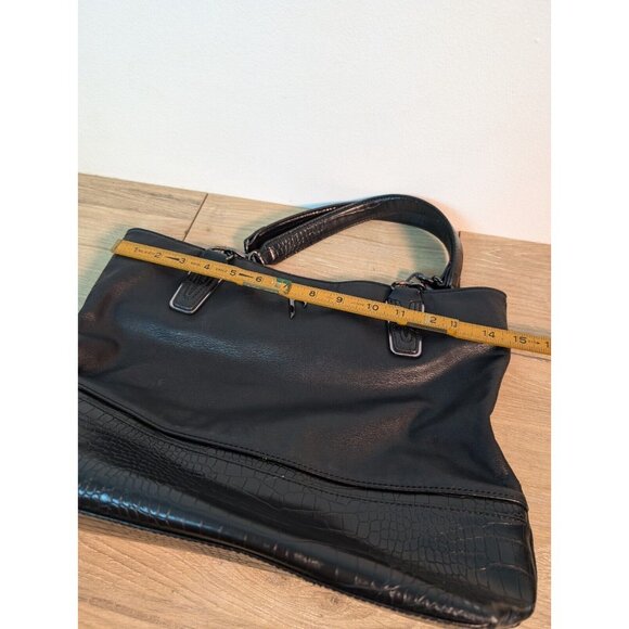 Simply Vera Wang Black Hand Bag Purse Shoulder Bag Faux Snake Double Handle - Picture 7 of 7